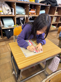 2年1組_図工_井場木　才紀_わくわくカッターナイフ_7